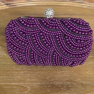 Beautiful no brand boutique evening clutch